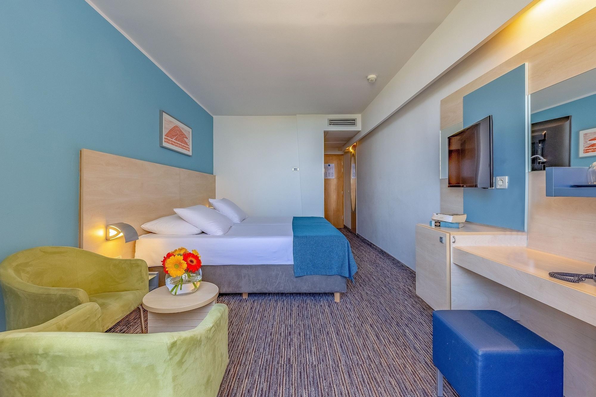 Valamar Diamant Hotel 4*
